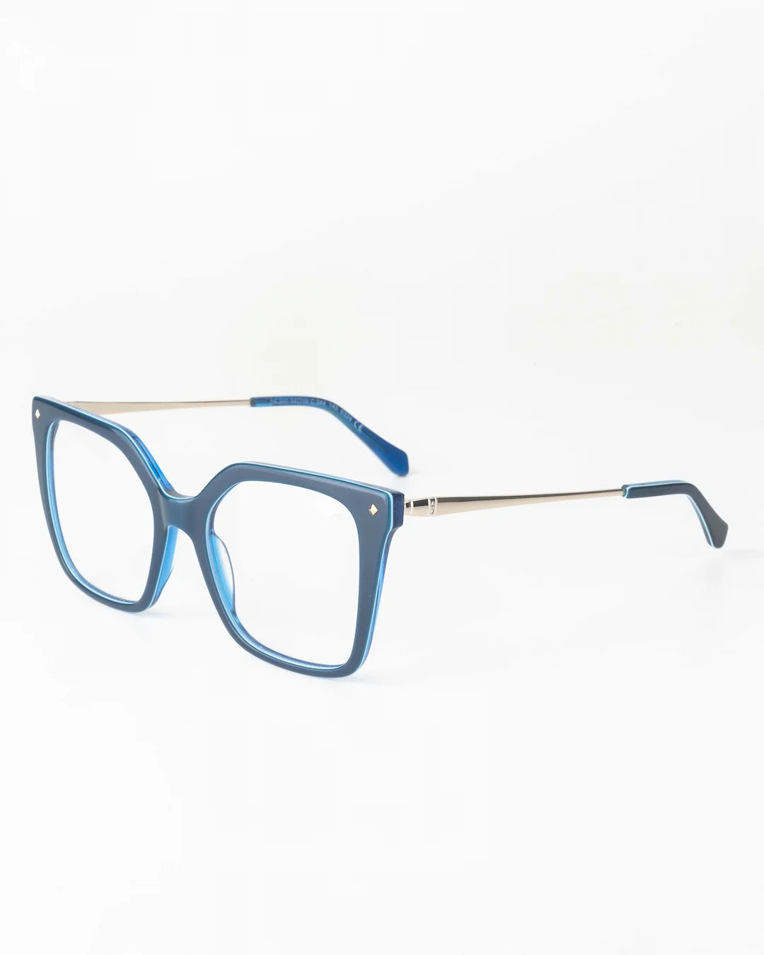 EYC Dolomiti 340 · side